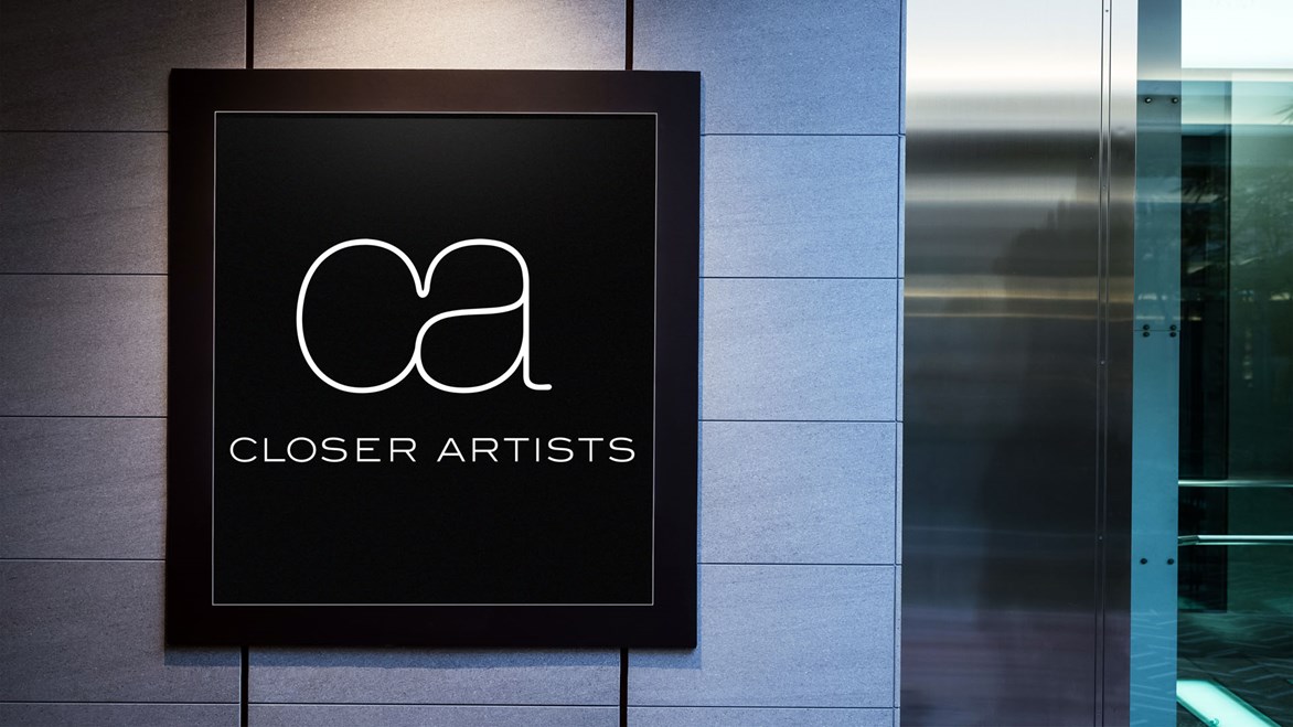 closer-artists-logo